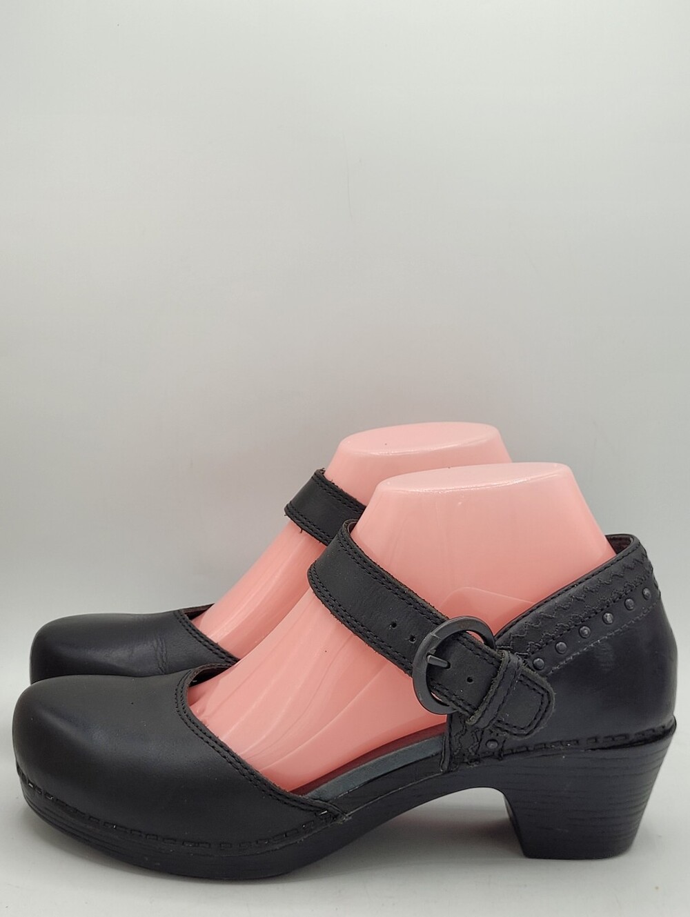 Dansko Makenna black leather Mary Jane clog pumps  Size 38 US Size 7.5 / 8